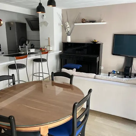 Appartement Elegant T2 Coeur De Clim Parking