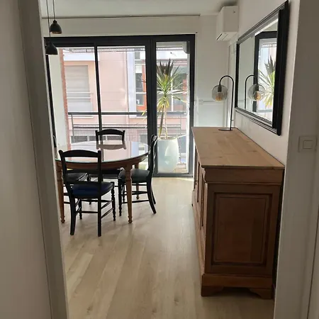 Elegant T2 Coeur De Clim Parking